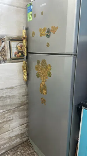 ثلاجه للبيع نضيف جدا