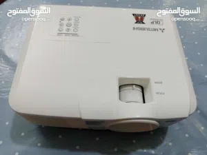 بروجكتر نوع ميتسوبيشي 4500 لومنس في حاله الجديد