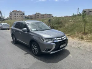 Used Mitsubishi Outlander in Amman