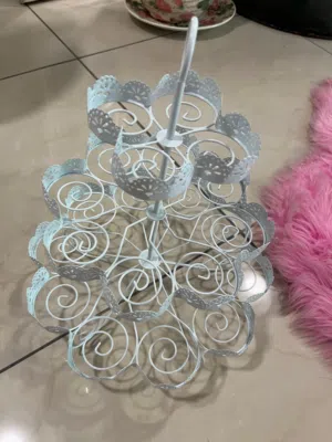 ستاند كيك جديد وعلبه حلا بغطاء