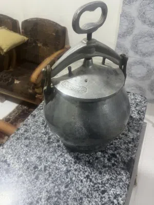 طنجره ضغط إيراني قديمه