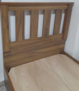 تخوت شباب مفرد تخوت مجوز خشب لاتيه 18م جميع الوان والمقاسات تفصيل حسب الطلب