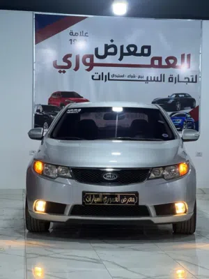 للبيع كيا فورتي 2010 محرك 16 العادي فل ناقصة فتحة مشيها الاصلي برقم الكود