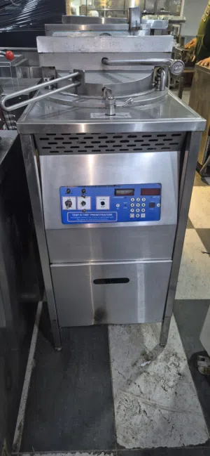 We buy and sell equipment for restaurants, cafes and bakeries