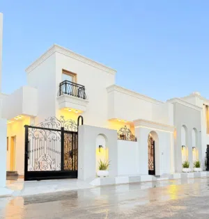 185 m2 3 Bedrooms Townhouse for Sale in Tripoli Ain Zara