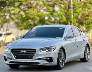 Used Hyundai Azera in Tripoli