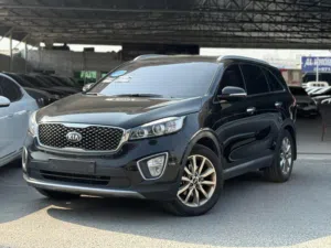 Used Kia Sorento in Ajman