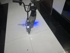اسكوتر كهربائي