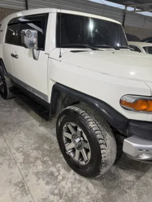 Used Toyota FJ in Misrata