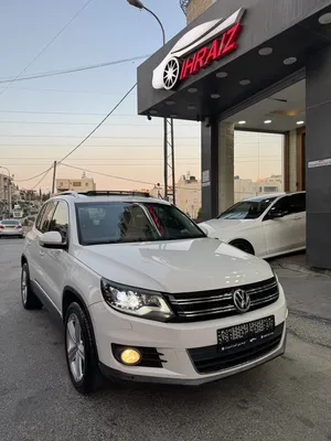 فوكس-فاجن-تيجوان-2012-بنزين-متور-2000-تيربو-4x4-فتحة-سقف-بانوراما-فرش-بني-مميز-عداد-قليل-فحص-ممتاز
