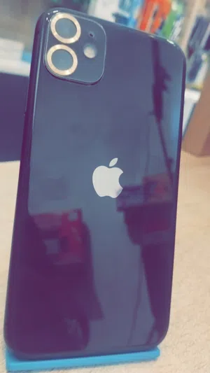 Apple iPhone 11 64 GB in Tripoli