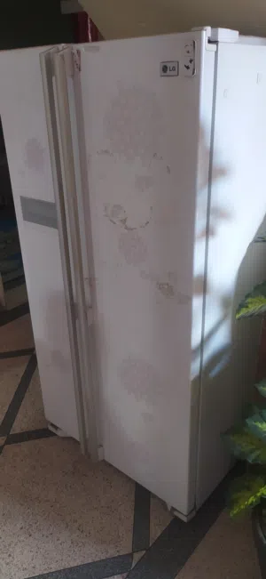 تلاجة للبيع