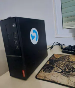 كمبيوتر للبيع المواصفات بالوصف