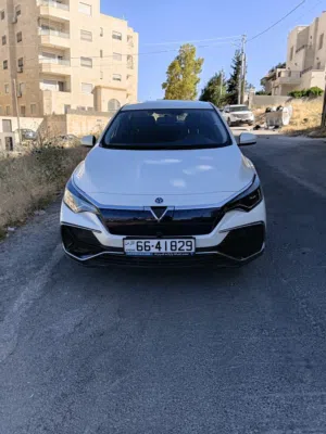 للبيع دونغ فينغ فينوسيا D60 كهرباء موديل 2023  اللون: أبيض لؤلؤي المالك الأول (مشتراة زيرو)