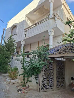 200 m2 4 Bedrooms Townhouse for Sale in Zarqa Graiba