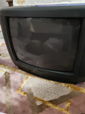 تلفزيون قديم نوع سوبر جنرال 20 انش