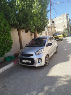 كيا مورنيغ موديل 2015 للبيع