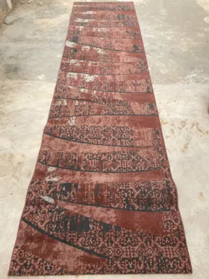 بساط ممر نضيف شبه جديد