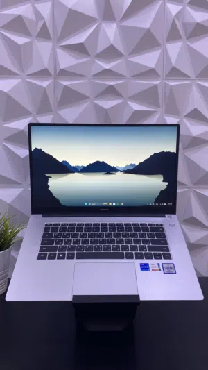 Huawei MateBook D15 لابتوب هواوي نضيف جدا التفاصيل بالوصف