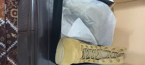 ‏أحذية سهلة الإرتداء ‏.‏ أخرى ‏.‏ 43‏2