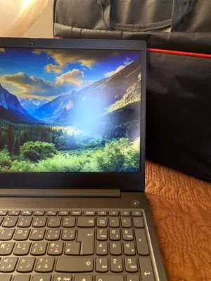 لابتوب للبيع لينوفو او تبديل ع ايفون  الموديل: Lenovo V15 G1 IML  حجم الشاشة: 15.6 إنش