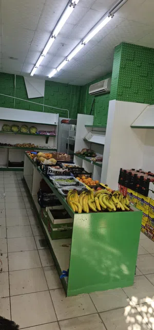 محل خضار وفاكه للبيع