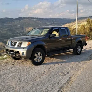 بيك اب نيسان فرونتير 2007 - محرك 6 سلندر 4.0L - بحالة ممتازة