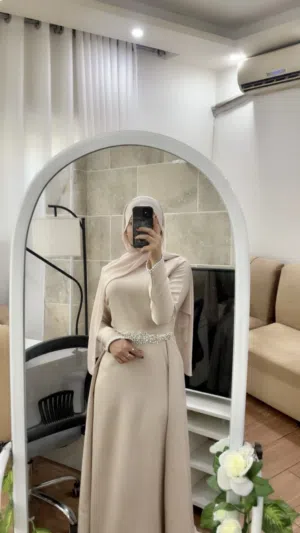 فستان سهرة (أو خطوبة) أنيق جداً للبيع