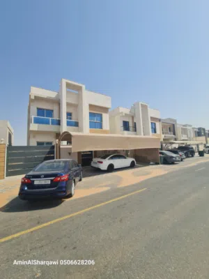 فيلا للايجار في منطقة الزاهية اول ساكن طابقين 5 غرف وصاله ومجلس ومطبخ وغرفه خادمه ومطبخ تحضيري
