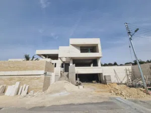 بنا حجر بلمتر