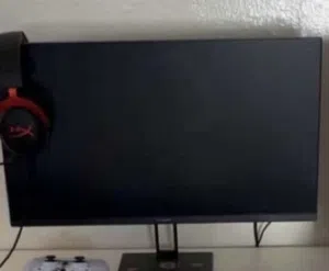 للبيع شاشة قيمنق من شركة شاومي 23.8 بوصة