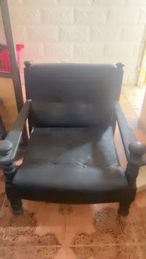 طقمين كنب للبيع