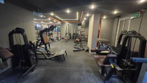للبيع أجهزة نادي gym متكاملة . جودة عالية