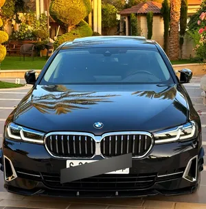 من-الوكيل-bmw-530e-بسعر-خيالي-فل-مواصفات-مسكر-بدون-ضربات-افحص-وين-بدك-افخم-و-اعلى-نسخة-و-قوة-جبارة