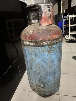 Cylinder used for sale good condition urgent sale