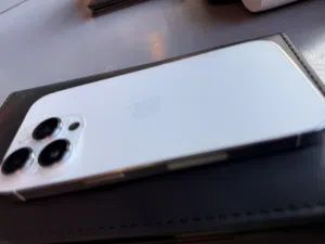 Apple iPhone 14 Pro 128 GB in Salt