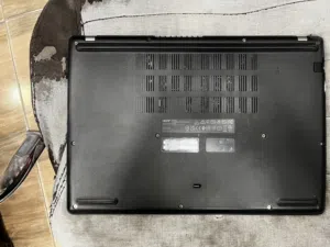 لابتوب acer استعمال خفيف جدا بحالة الممتاز