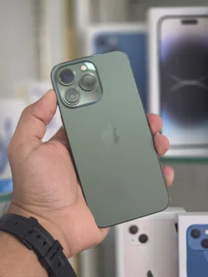 عرض خاص : iPhone 13 pro 256gb  الهاتف نظيف  بدون اي مشاكل مع ضمان و ملحقات لا يفوتك بأقل سعر