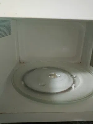 ميكرويف بحاله ممتاز بسعر مناسب