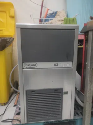 ice cube machine