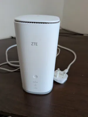 للبيع رااااوتر Zte ثاابت