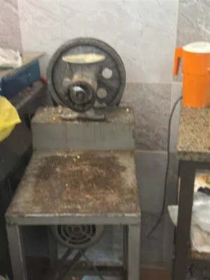 عدة مطعم كاملة للبيع