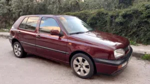 جولف MK3 مميزة موديل 93 للبيع اربد