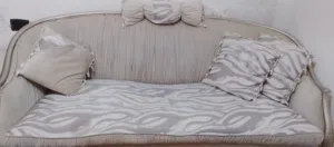 طقم كنب وطاولة سفرة