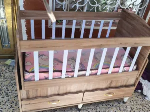 جربايه طفل وبنفس الوقت كاروك +بيه جرارات عدد2 +فراش طفل اخت الجديده تجي وتشوفه بعينك
