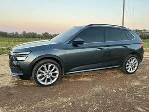 سكودا-كاميك-2021-سعر-حرق-ماتور-1500-فل-الفل-بانوراما-7-غيار