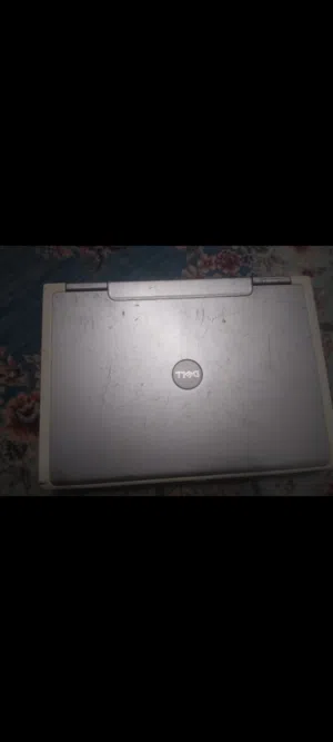 للبيع - لابتوب DELL نظيف جدا  الجهاز شغال على الشرط تمام، الجهات كلها شغالة وما في شيء مطي  البطارية
