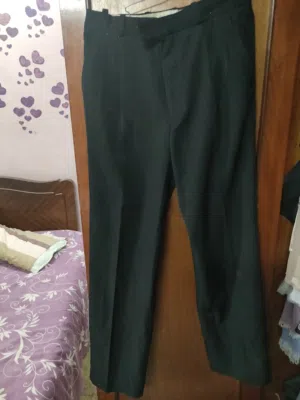 بدله مقلمه سوده وبنطلون اسود