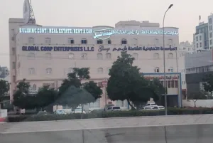 مسقط و صلاله مكتب تأجير مركبات في مسقط مع خدمة توصيل المطار مجانا اذا المدة اسبوع وطالع