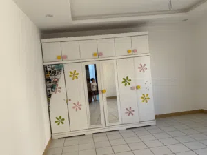 لتبرع بس فك وشيل